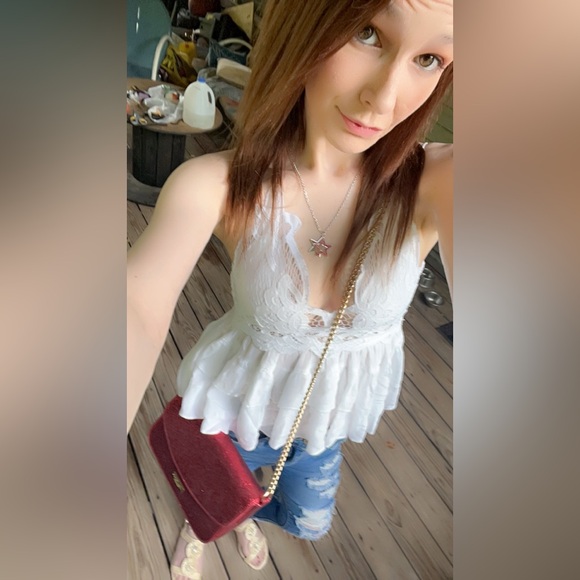 Meet your Posher, Tasha ❤️ - Picture 7 of 11